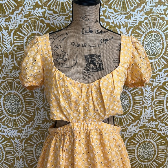 NWT LIKELY Isabella Yellow Floral Eyelet Embroidered Cutout Mini Dress size 10 - Picture 8 of 14